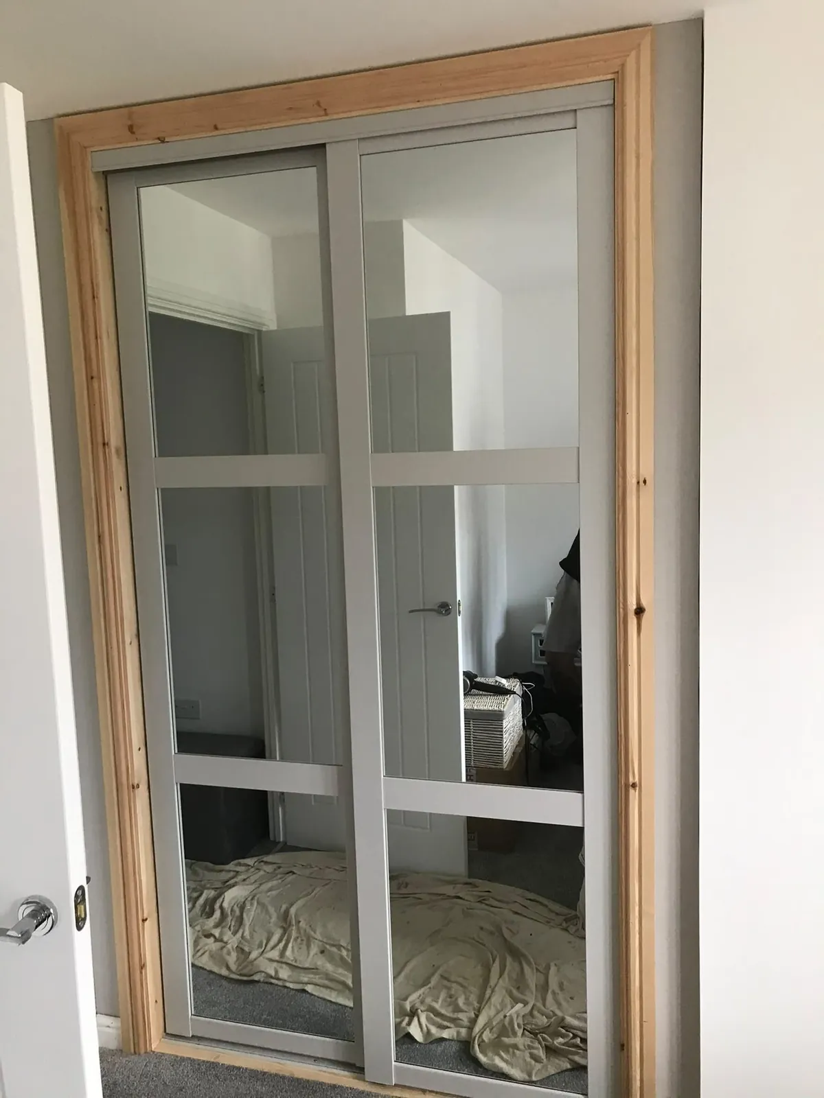 Sliding wardrobe doors – bespoke furniture & wardrobes by JCK Carpentry & Building, Exeter